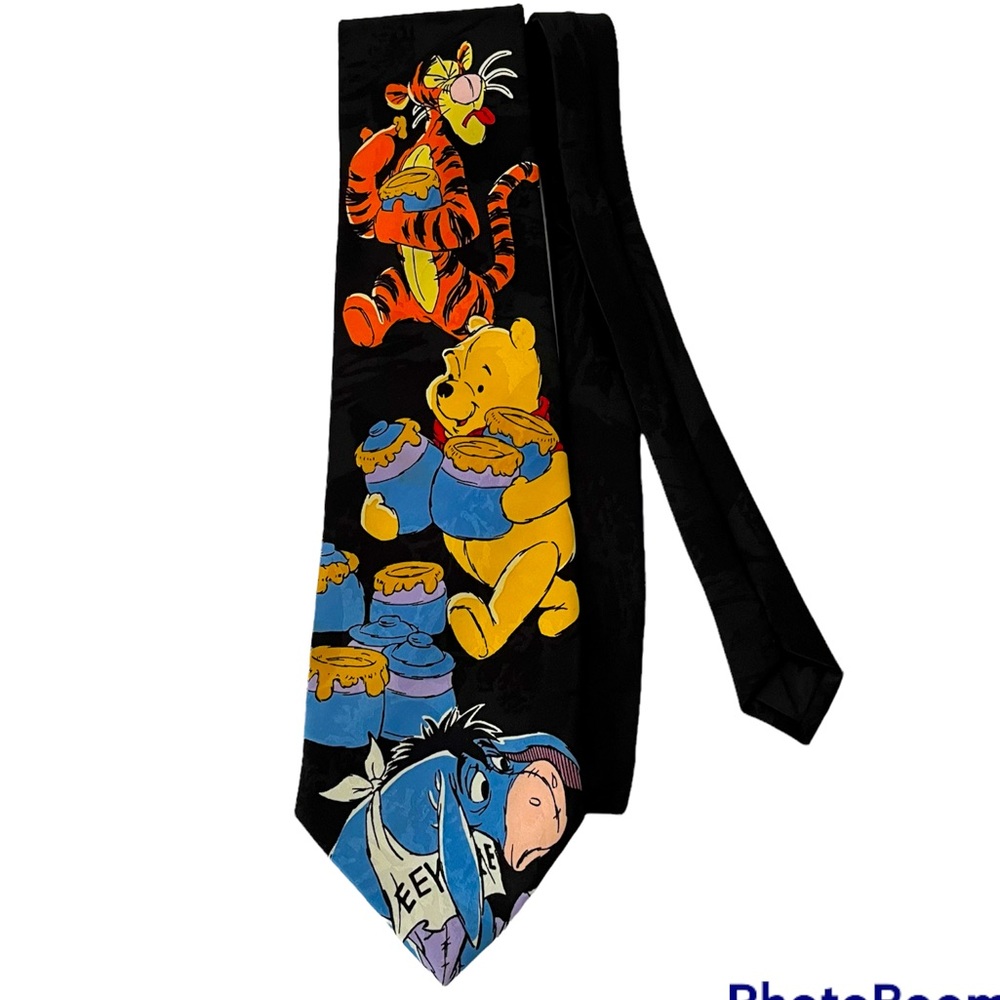 Disney Vintage Winnie The Pooh & Friends Eating Honey Tie